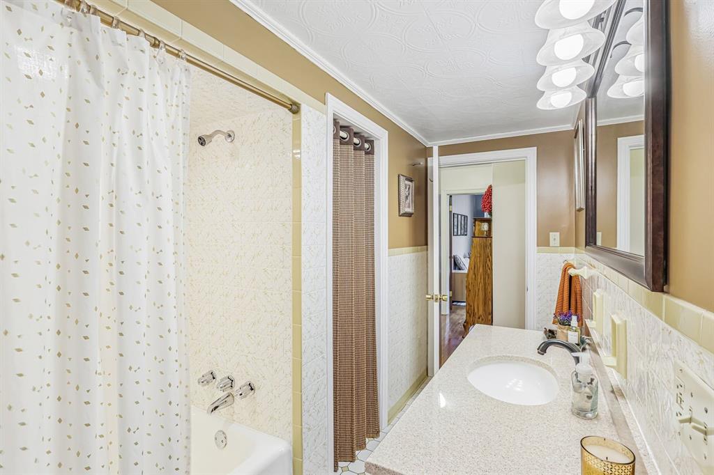 529 Utopia Road Apollo, PA 15613 - Photo 21 of 50 a bathroom with a granite countertop sink and a mirror