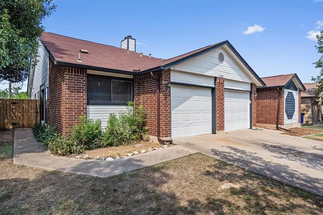 $1,649 | 13357 Water Oak Lane, Unit B, Austin, TX 78729