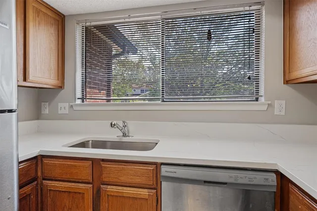 $1,649 | 13357 Water Oak Lane, Unit B, Austin, TX 78729