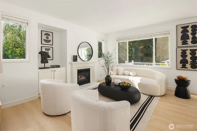 $1,690,000 | 16255 Southeast 66th Street, Bellevue, WA 98006