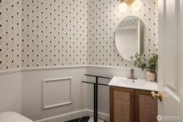 $1,690,000 | 16255 Southeast 66th Street, Bellevue, WA 98006