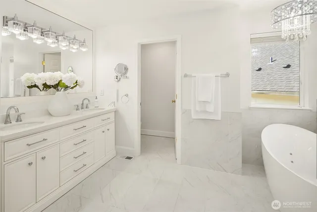 $1,690,000 | 16255 Southeast 66th Street, Bellevue, WA 98006