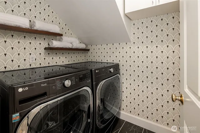 $1,690,000 | 16255 Southeast 66th Street, Bellevue, WA 98006