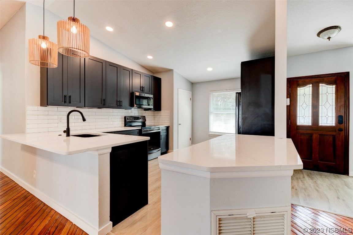 102 Ridge Boulevard DeLand, FL 32724 - Photo 6 of 35 Gallery Image 6