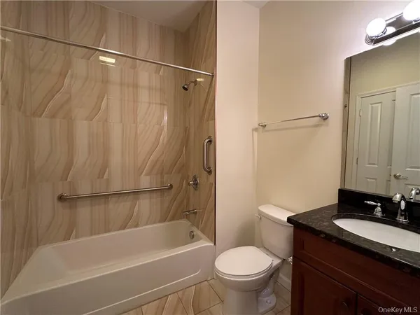 $2,895 | 75 Quaker Avenue, Unit 316, Cornwall, NY 12518