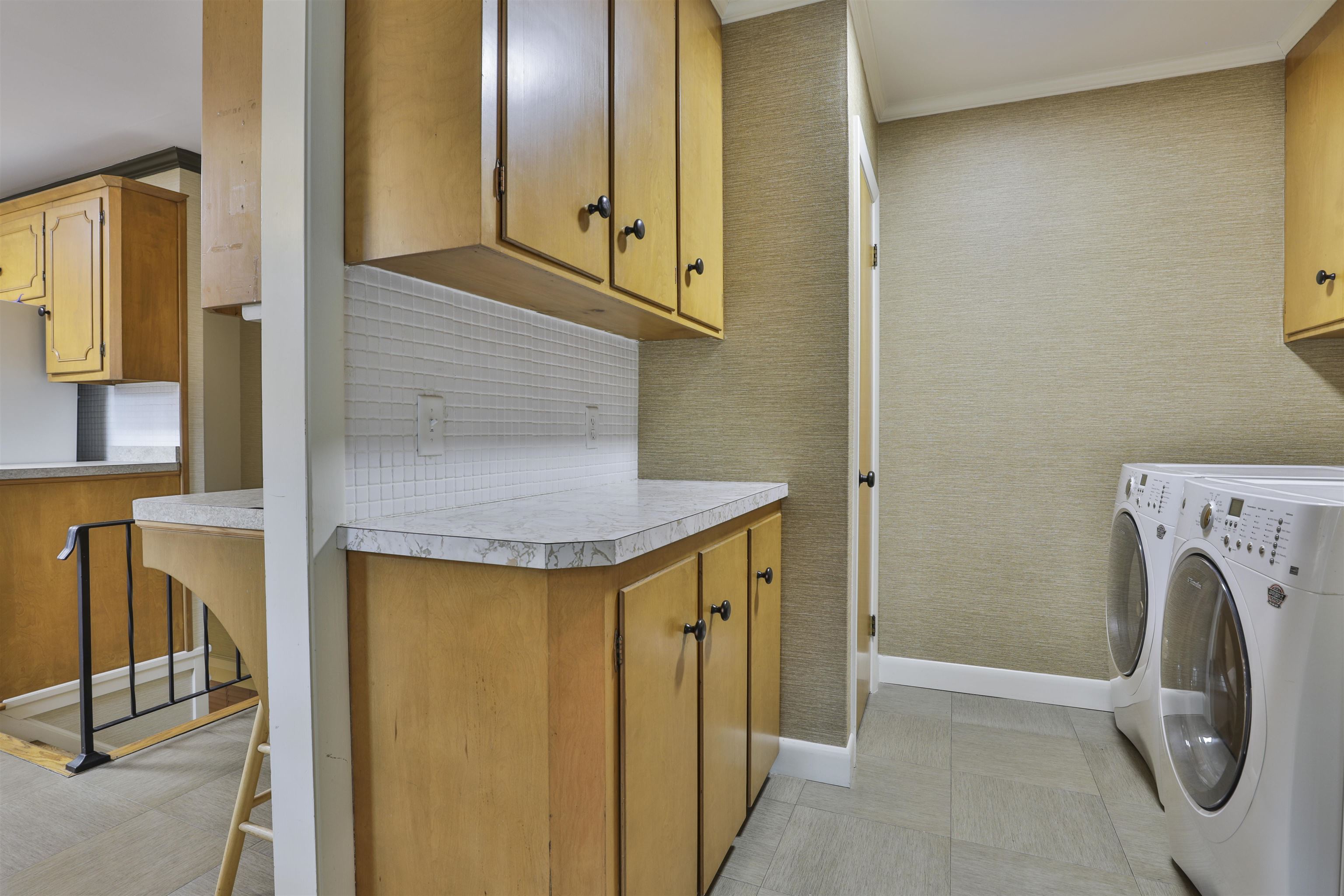219 North Gate Road Manchester, NH 03104 - Photo 18 of 40 Gallery Image 18