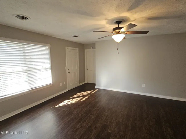 $229,900 | 1431 Tracewood Drive, Jackson, MS 39211