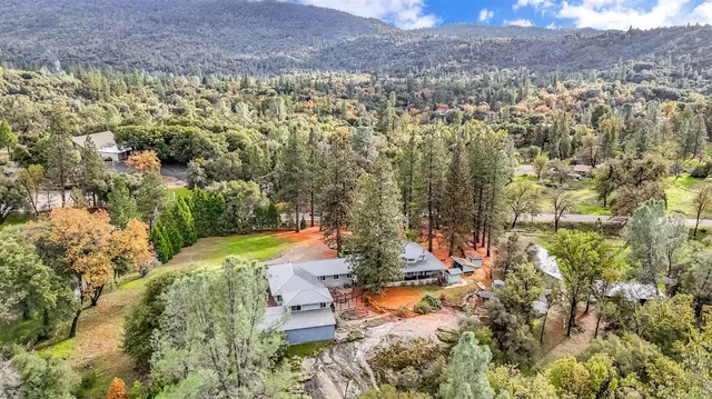 $1,050,000 | 50711 Road 426, Oakhurst, CA 93644