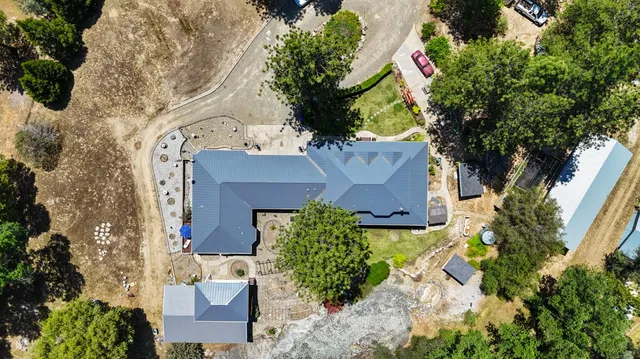 $1,050,000 | 50711 Road 426, Oakhurst, CA 93644