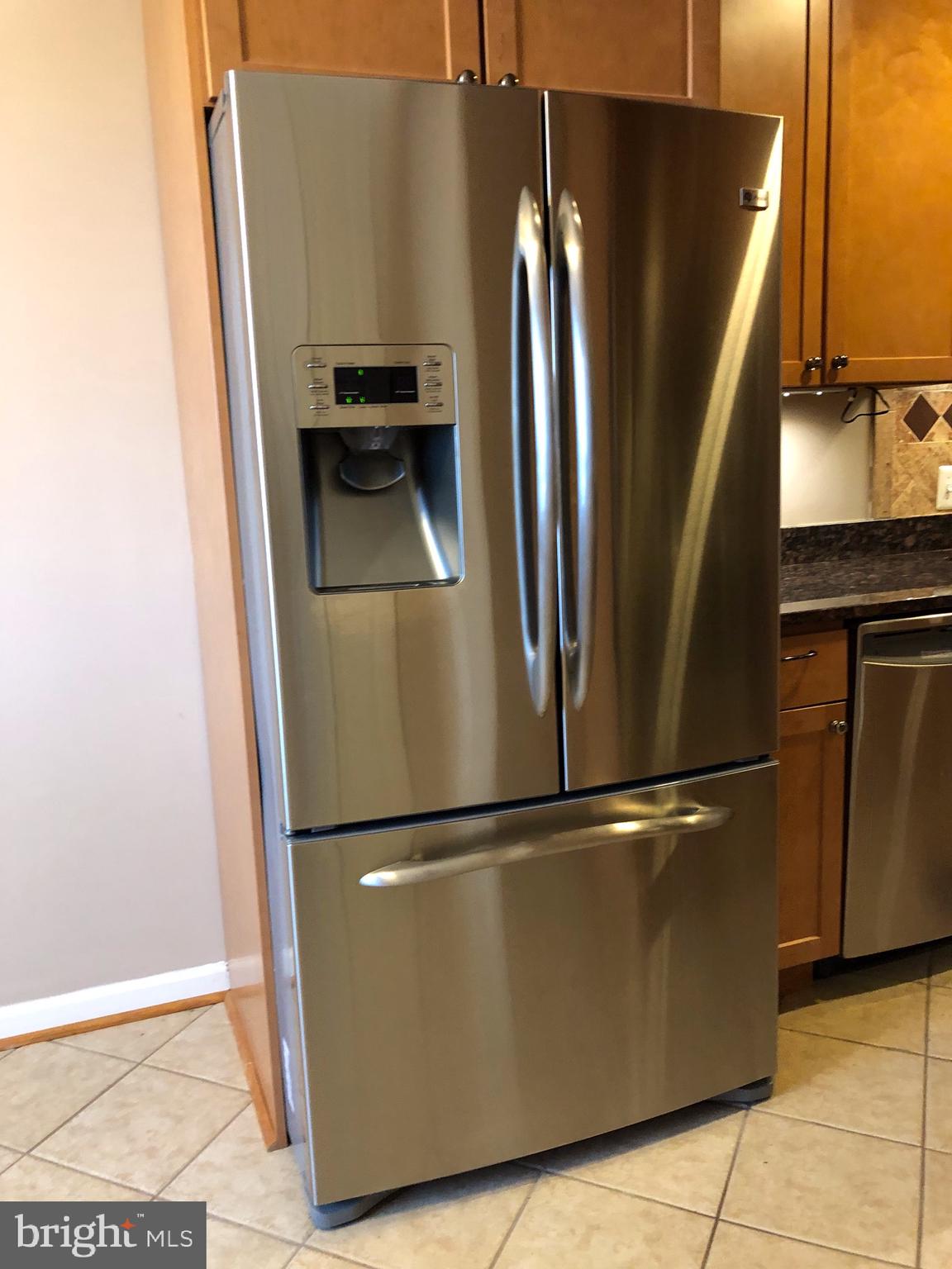 3313 Pendleton Drive Silver Spring, MD 20902 - Photo 14 of 29 French Door Refrigerator