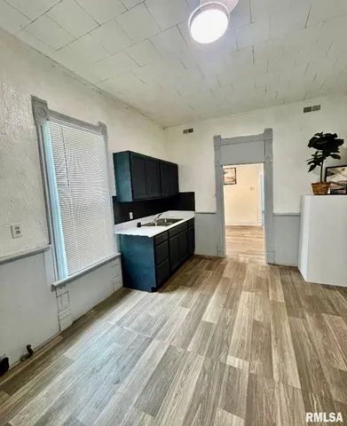 $55,000 | 115 West Street, Xenia, IL 62899