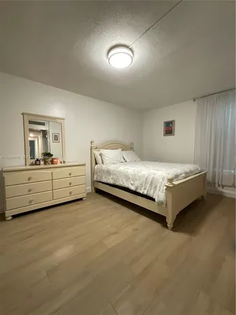 $2,750 | 820 Northwest 87th Avenue, Unit 114, Miami, FL 33172