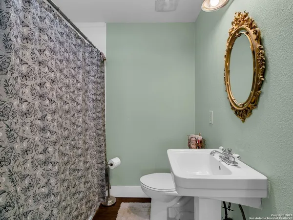 $1,600 | 713 Aransas Avenue, San Antonio, TX 78210