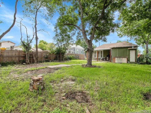 $1,600 | 713 Aransas Avenue, San Antonio, TX 78210