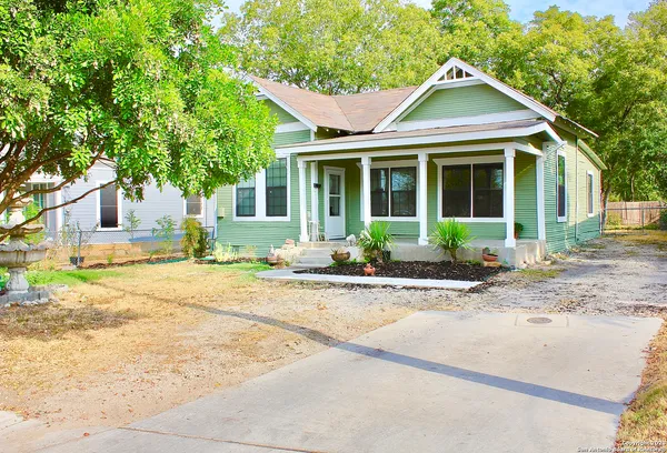 $1,600 | 713 Aransas Avenue, San Antonio, TX 78210