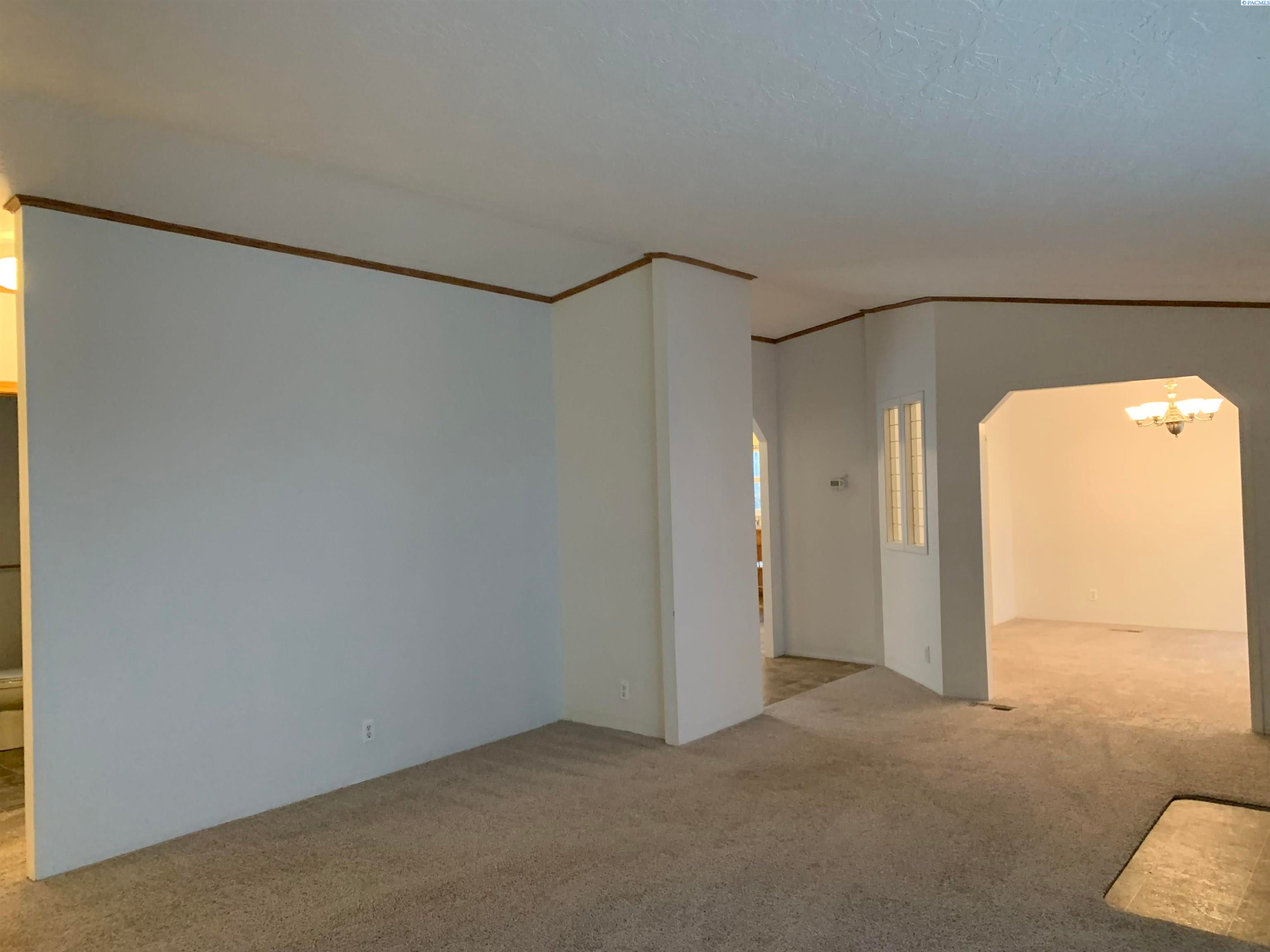 12807 Hicks Road Grandview, WA 98930 - Photo 22 of 45 Gallery Image 22