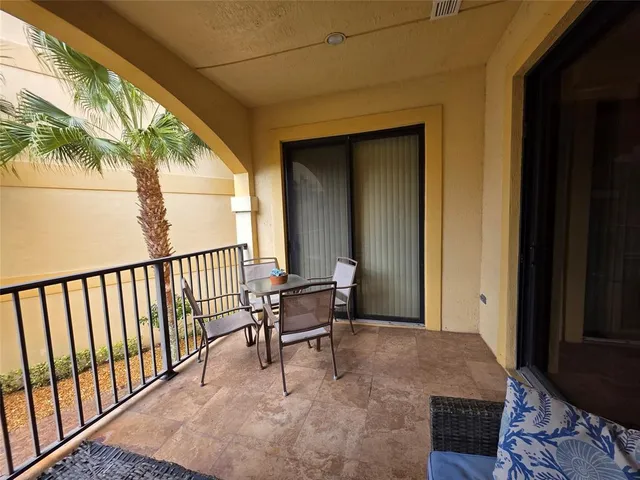 $332,500 | 2351 Lakeview Drive, Unit 208, Sebring, FL 33870