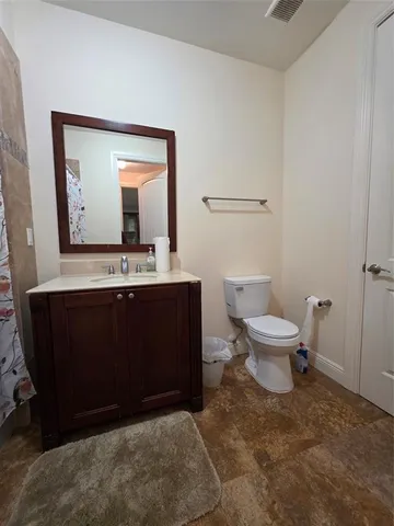 $332,500 | 2351 Lakeview Drive, Unit 208, Sebring, FL 33870