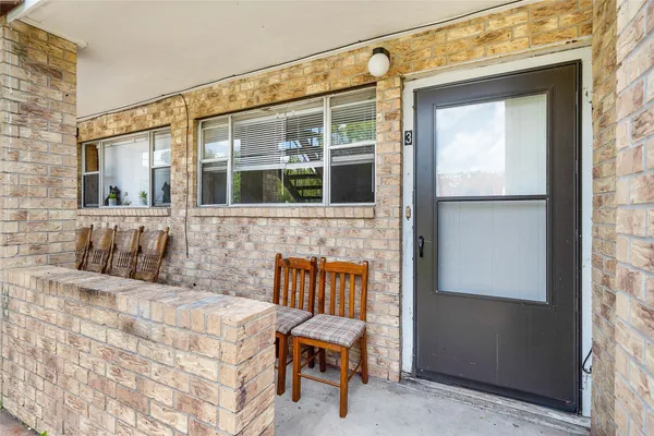 $1,100 | 2729 Main Street, Unit 3, La Marque, TX 77568