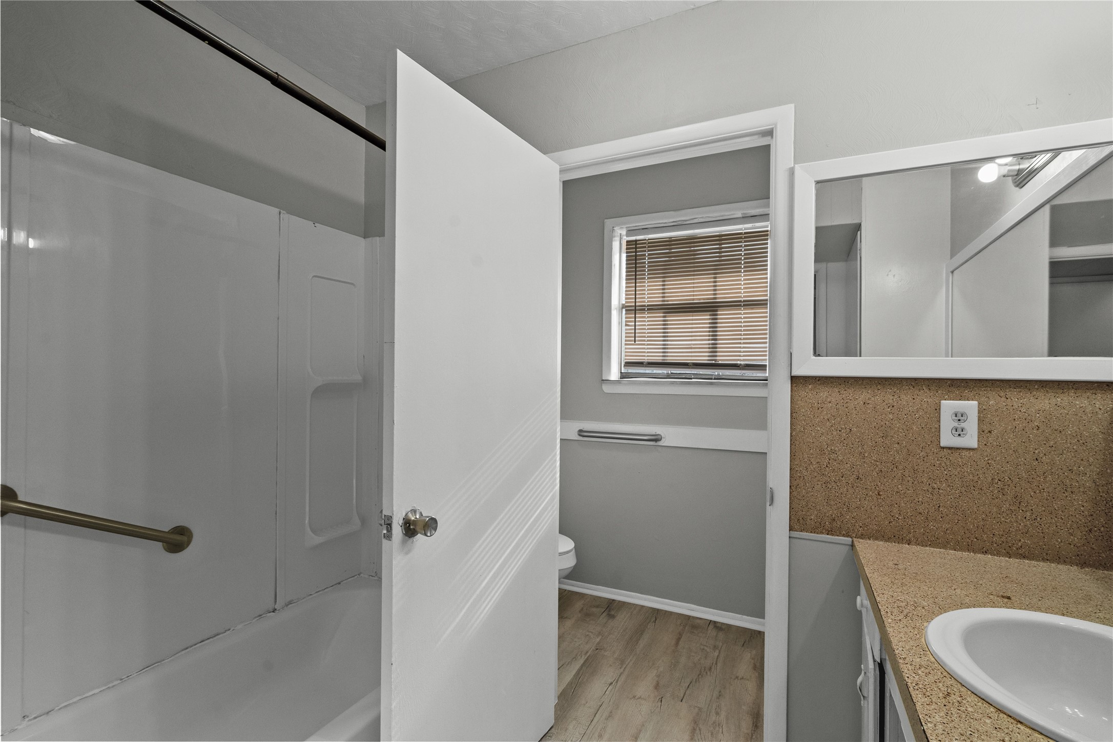 2729 Main Street, Unit 3 La Marque, TX 77568 - Photo 12 of 15