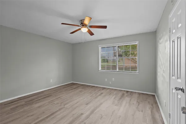 $1,100 | 2729 Main Street, Unit 3, La Marque, TX 77568