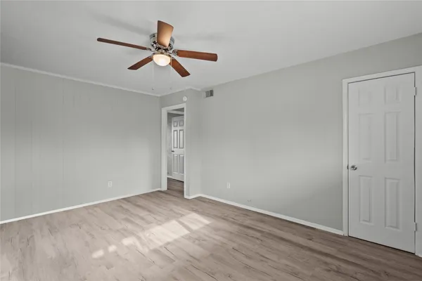 $1,100 | 2729 Main Street, Unit 3, La Marque, TX 77568