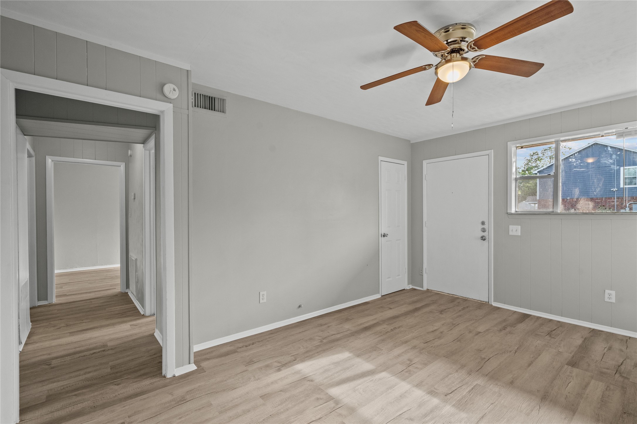 2729 Main Street, Unit 3 La Marque, TX 77568 - Photo 8 of 15