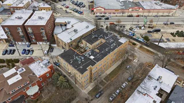 $233,990 | 3808 West Belle Plaine Avenue, Unit G, Chicago, IL 60618