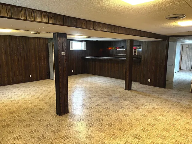 $146,000 | 664 East 142nd Street, Dolton, IL 60419