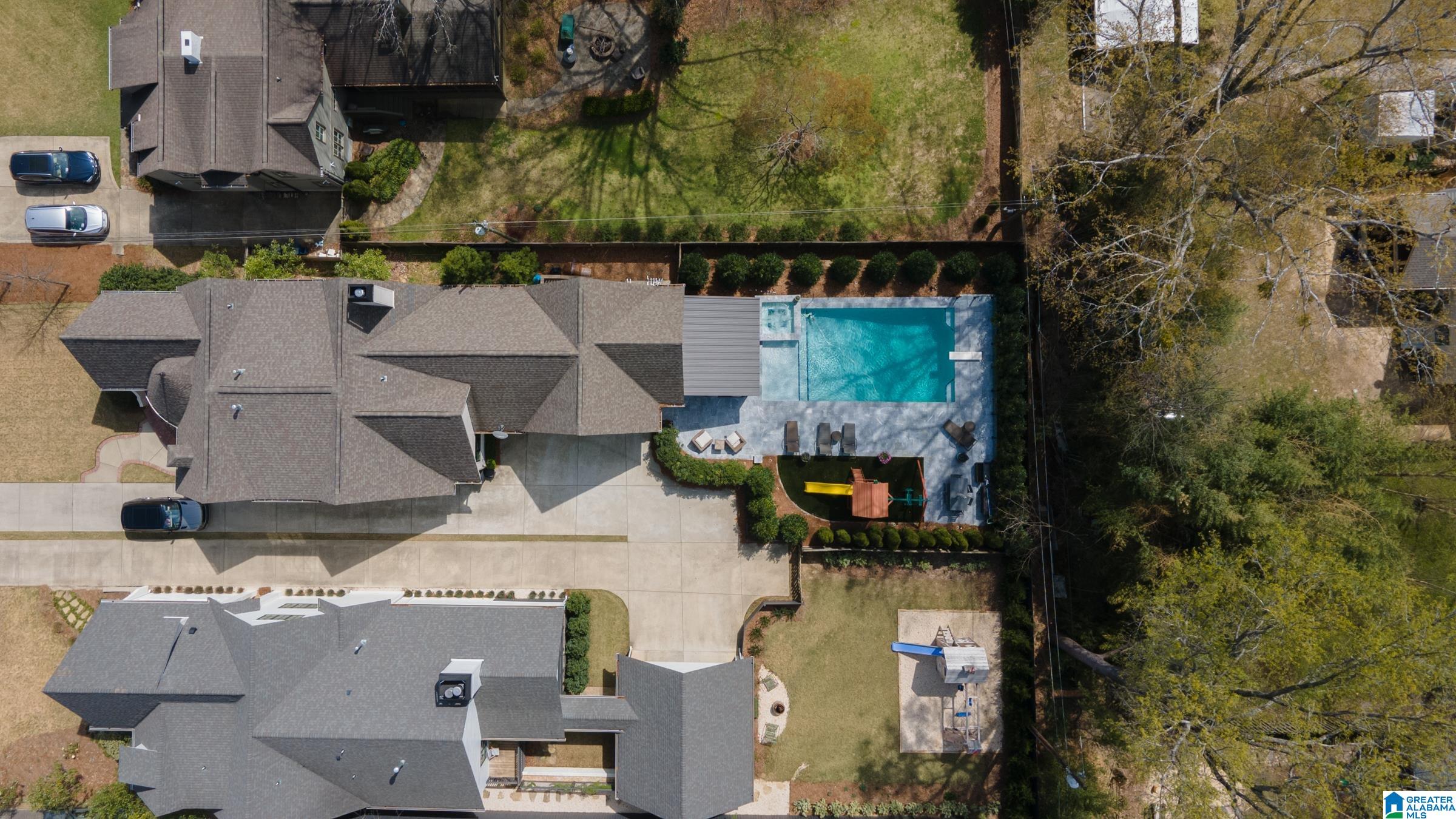 114 Ridge Road Birmingham, AL 35209 - Photo 2 of 50
