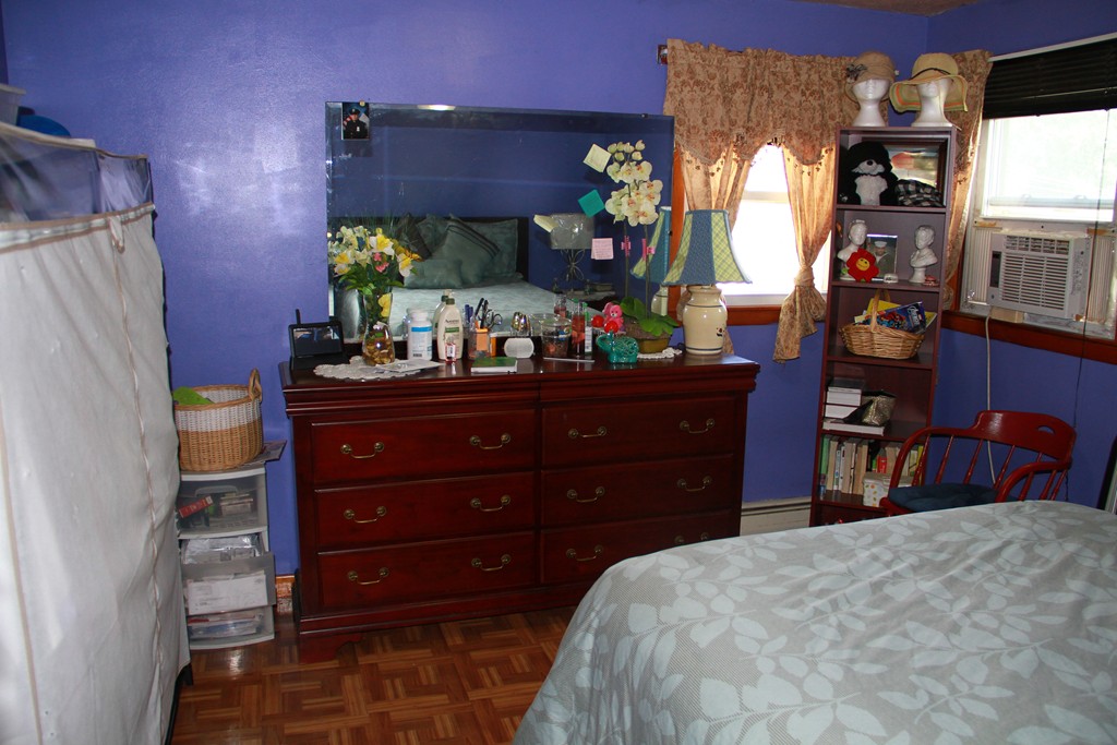 36 Grammont Road Worcester, MA 01607 - Photo 8 of 23 Gallery Image 8
