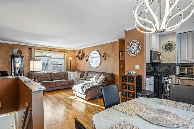 $450,000 | 216-15 68th Avenue, Unit 2 | Oakland Gardens