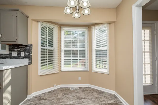 $1,395 | 102 Brandi Court, Oak Grove, KY 42262