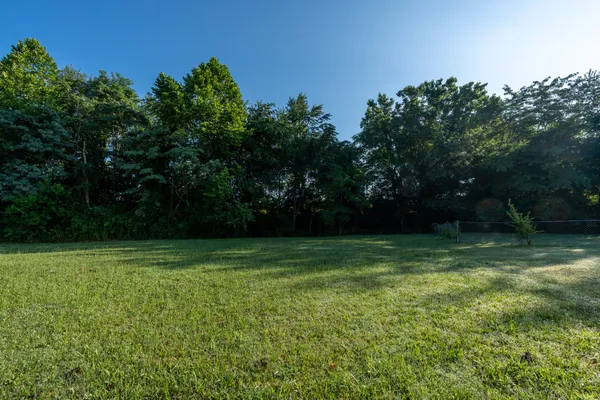 $1,395 | 102 Brandi Court, Oak Grove, KY 42262