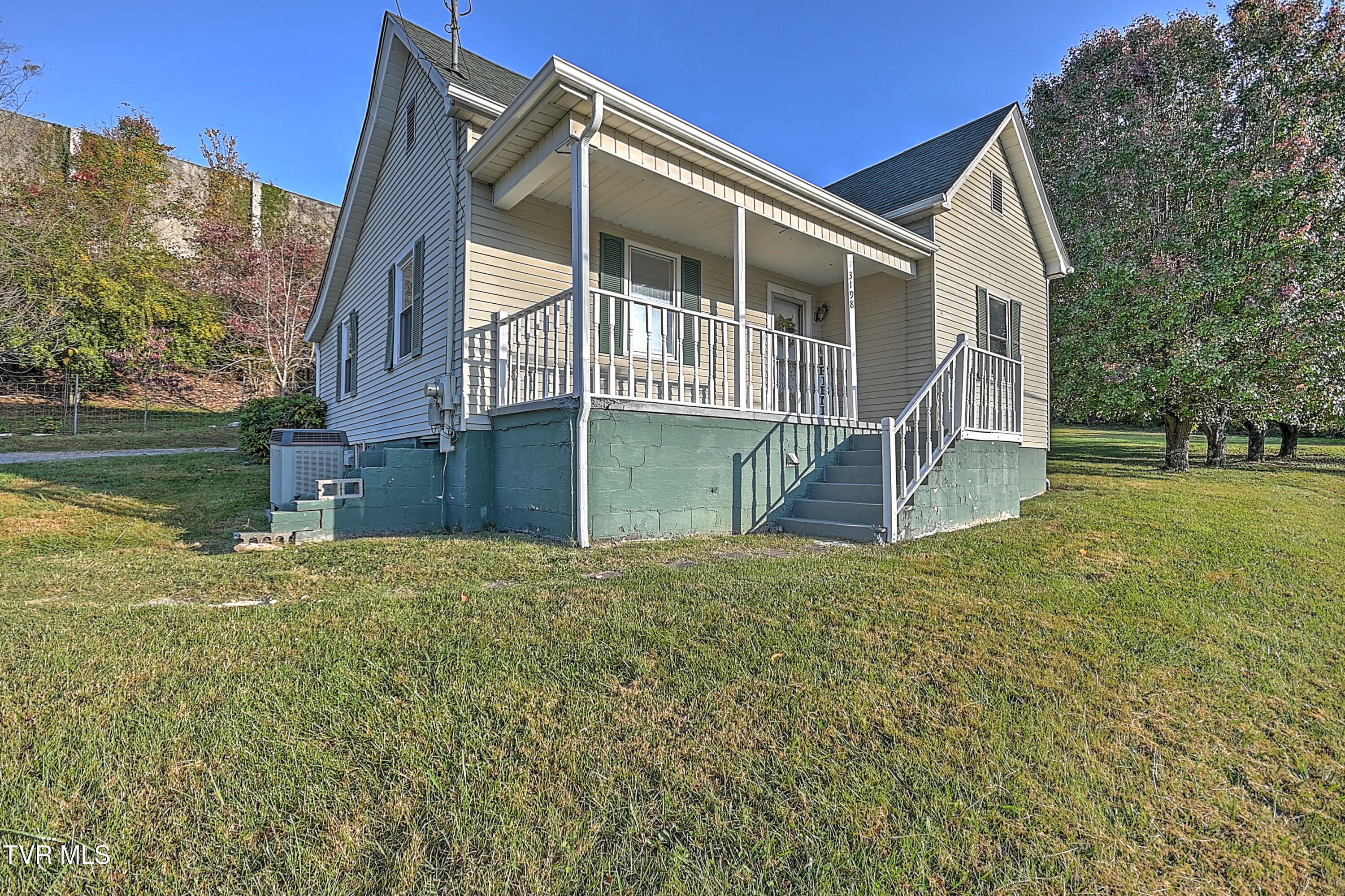 3198 Island Road Bristol, VA 24201 - Photo 1 of 35 3198 Island KB-4