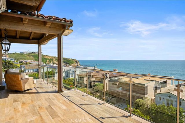 a view of a terrace with city view