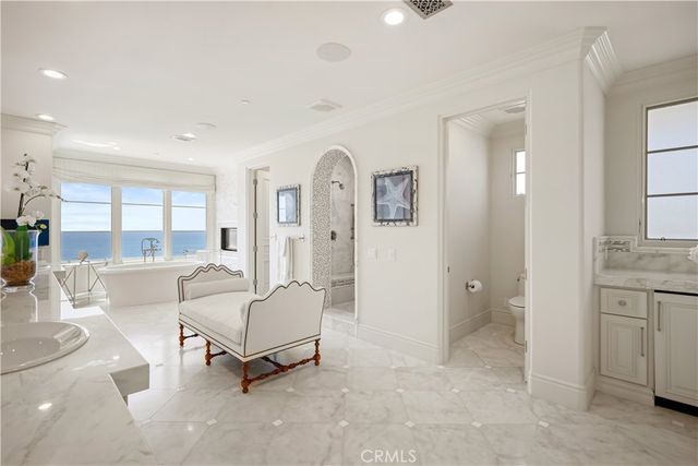 a living room with furniture and a area