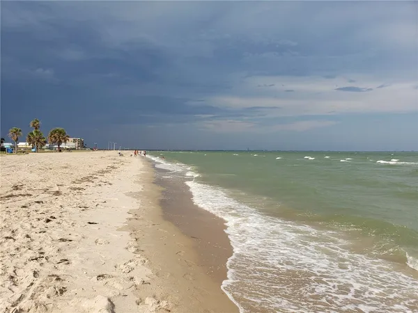 a view of a basketball court