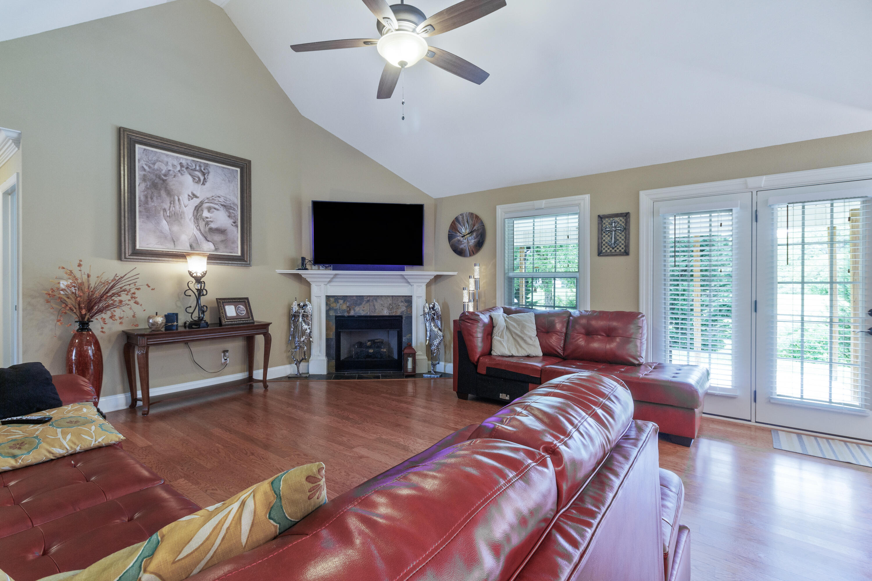 101 Live Oak Road Ringgold, GA 30736 - Photo 5 of 35 101 Live Oak Rd-6