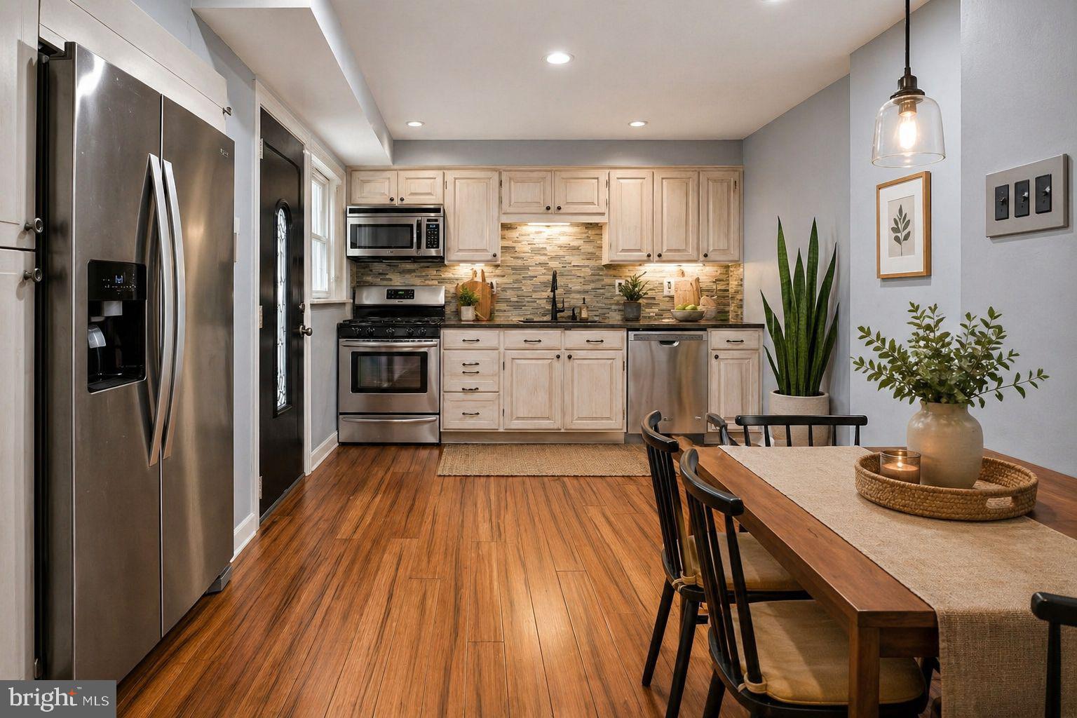 1131 South 7th Street Philadelphia, PA 19147 - Photo 4 of 18 VS
