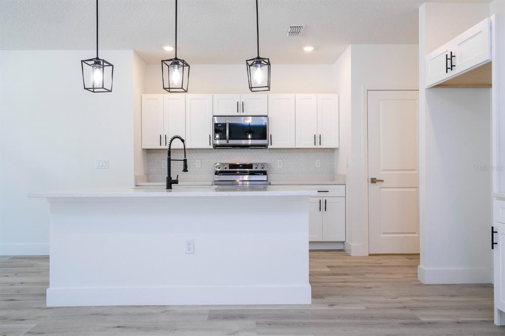 3803 Brewster Road North Port, FL 34288 - Photo 7 of 39