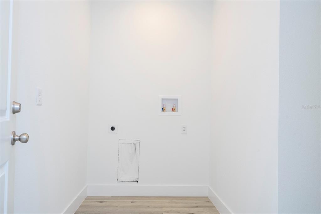 3803 Brewster Road North Port, FL 34288 - Photo 9 of 39