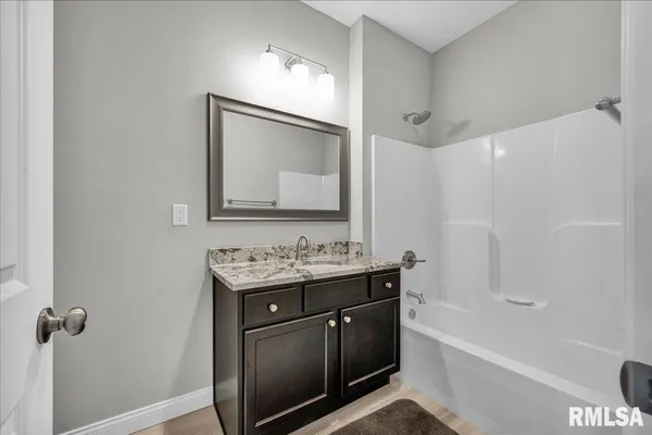 $559,000 | 100 Joseph Court, Washington, IL 61571