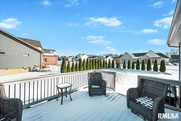 $559,000 | 100 Joseph Court, Washington, IL 61571