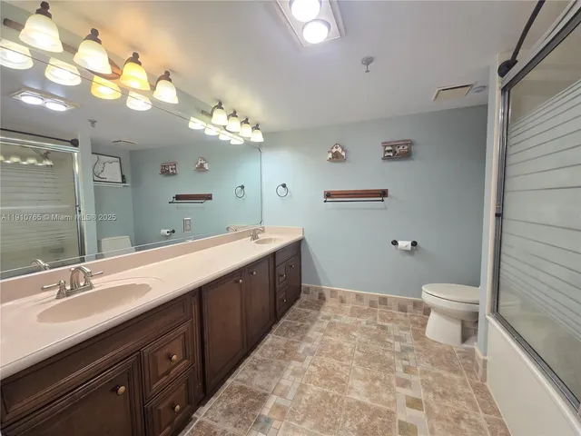 $2,995 | 2300 Northeast 33rd Avenue, Unit 606, Fort Lauderdale, FL 33305