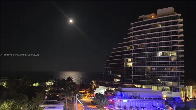 $2,995 | 2300 Northeast 33rd Avenue, Unit 606, Fort Lauderdale, FL 33305