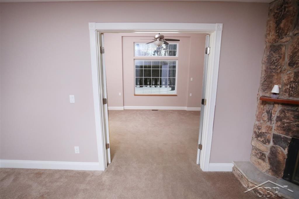 3255 East Monroe Road Midland, MI 48642 - Photo 31 of 52 50003000-30.JPG