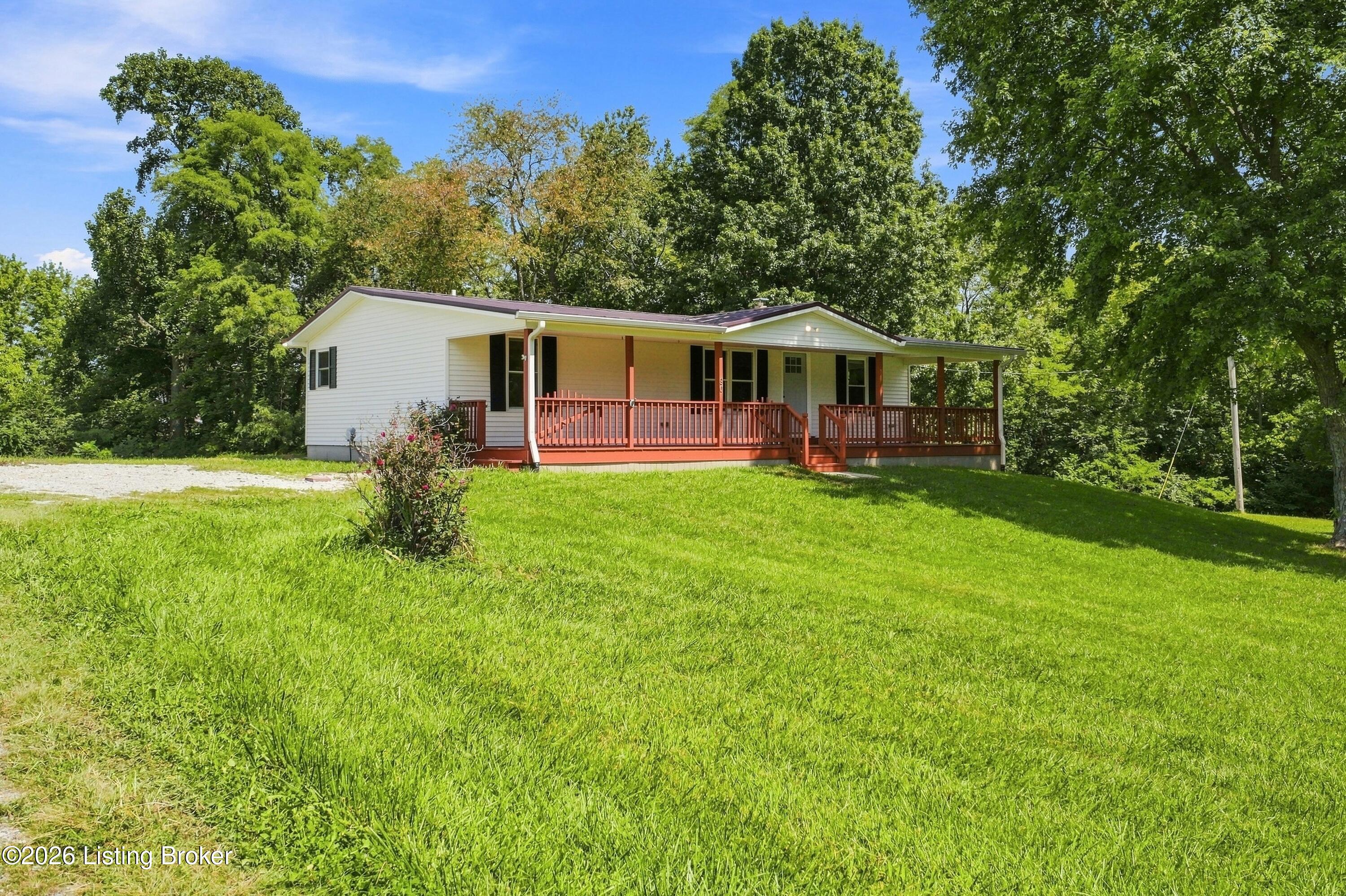90 Raker Road Milton, KY 40045 - Photo 3 of 53 3_90raker_louisvillerealestatemedia_012