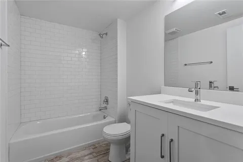 $699,900 | 2609 Forest Avenue, Kansas City, MO 64108