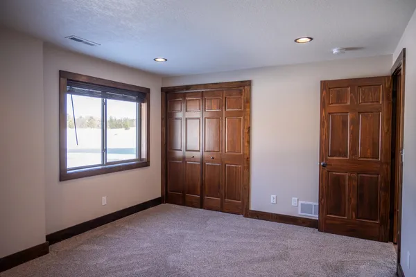 $749,999 | W5698 Westwater Circle, New Lisbon, WI 53950